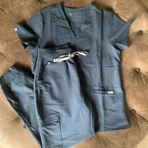 FIGS Scrub Set~Dark Harbor